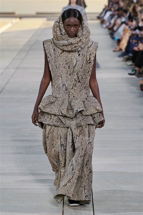 louis vuitton haute couture 2023|louis vuitton dresses.